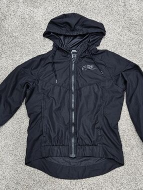 Nike Black Hooded Windbreaker Jacket